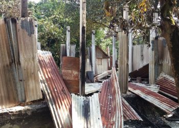 পুলিশের নিরব ভুমিকা, সোনারগাঁয়ে বাড়িঘর ভাংচুর, লুটপাট, অগ্নি সংযোগ।