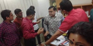 গণমাধ্যমকর্মীদের চাকরিচ্যুত করার ষড়যন্ত্র ,এসএ,টিভির অনেকের চাকরি নেই