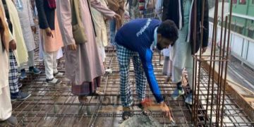 সোনারগাঁয়ে মসজিদের ছাদ ঢালাই উদ্বোধন করলেন ইঞ্জিনিয়ার মাসুম