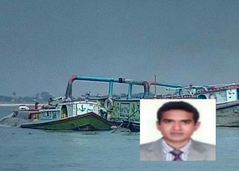 প্রশাসনের সামনে দিনের আলোয় অবৈধ বালু উত্তোলন, ভ্রাম্যমান আদালতের অভিযানে ১৩ জন আটক