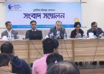 বিদেশিরা বছরে পাচার করছে ২৬ হাজার কোটি টাকা: টিআইবি