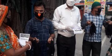 পৌরসভার ৮নং ওয়ার্ডে দরিদ্রের পাশে দাঁড়ালেন গরীবের উকিল নামে খ্যাত মো: ফিরোজ মিয়া