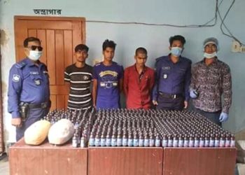 গাংনীতে ট্রাক বোঝাই মাদকসহ ৩জন আটক