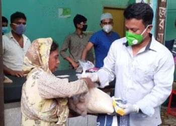 কালামের উদ্যোগে ৫শত হতদরিদ্রদের  মাঝে খাবার বিতরণ