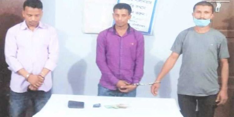 মৌলভীবাজার বড়লেখায় ইয়াবাসহ ৩ যুবক গ্রেফতার