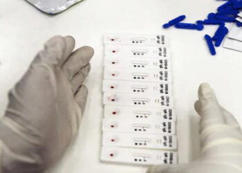 বাড়িতে বসেই করোনার অ্যান্টিবডি পরীক্ষা, ২০ মিনিটেই পাওয়া যাবে তার ফলাফল