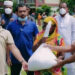 সোনারগাঁয়ে ৭৫৯ টি দুস্থ পরিবারের মাঝে ইঞ্জিনিয়ার মাসুমের খাদ্য বিতরণ