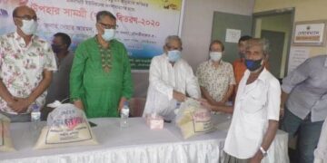 মৌলভীবাজার করোনায় ক্ষতিগ্রস্তদের মাঝে খাদ্যসামগ্রী বিতরণ