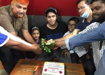 গিনিস বুক অব ওয়াল্ড রের্কডকারী আশিকুর রহমানকে সংবর্ধনা