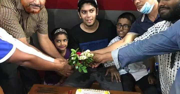 গিনিস বুক অব ওয়াল্ড রের্কডকারী আশিকুর রহমানকে সংবর্ধনা