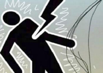 বোদা উপজেলায় বিদ্যুৎ স্পৃষ্ট হয়ে যুবকের মৃত্যু