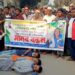 সরিষাবাড়ীতে আ.লীগ মনোনিত প্রার্থী বদলের দাবিতে প্রশ্নবিদ্ধ মানববন্ধন
