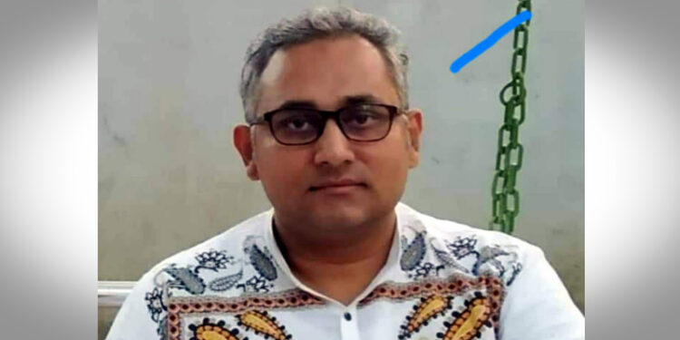 আমু ও তাঁর মেয়েকে নিয়ে কটূক্তি,ডিজিটাল নিরাপত্তা আইন মামলায় জেলা আওয়ামী লীগ নেতা রিজভী গ্রেপ্তার