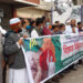 ঝালকাঠিতে বঙ্গবন্ধুর ভাস্কর্য ভাঙার প্রতিবাদে মুক্তিযোদ্ধাদের মানববন্ধন