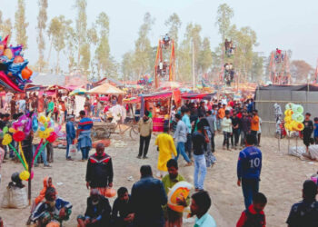 লাখো মানুষের   পদচারণায় মুখরিত বগুড়ার ঐতিহ্যবাহী পোড়াদহ মেলা!