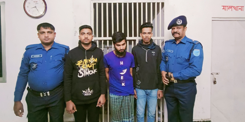 সোনারগাঁয়ে নারী শ্রমিককে গণ ধর্ষণের অভিযোগে গ্রেপ্তার- ৩