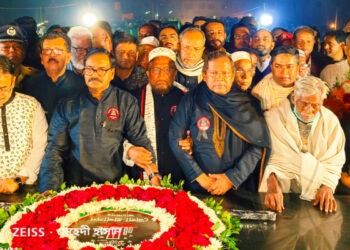 জামালপুরে ভাষা শহীদদের শ্রদ্ধা জানাতে মানুষের ঢল
