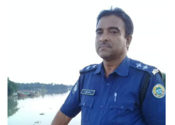 বাসচাপায় নিহত পুলিশ কর্মকর্তার