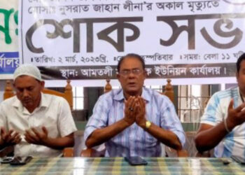 শিবগঞ্জে পদ্মা নদীতে অবৈধ ভাবে বালু উত্তোলনের দায়ে ৪ জনের কারাদন্ড