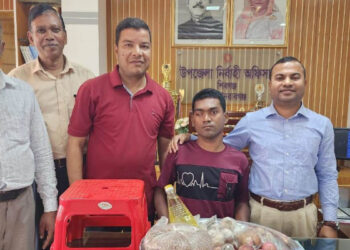 ইউএনও’র মাধ্যমে প্রতিবন্ধী   শামীমের কর্মসংস্থান