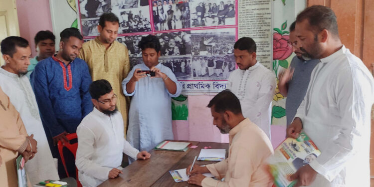 সোনারগাঁয়ে ফ্রী মেডিকেল ক্যাম্প ও সরকারের উন্নয়নমূলক কর্মকান্ডের প্রচারণা