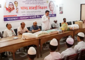 জামালপুর জেলা আওয়ামী লীগের উদ্যোগে মাদ্রাসায় খাদ্যসামগ্রী বিতরণ