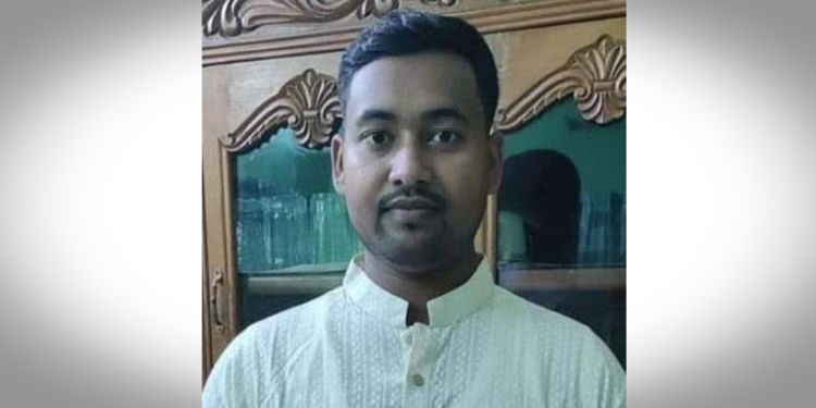 সোনারগাঁয়ে   লিচু পারতে গিয়ে বিদ্যুৎস্পর্শে বিশ্ববিদ্যালয় ছাত্রের মৃত্যু