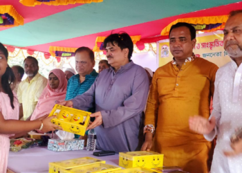 সু-নাগরিক হতে হলে লেখাপড়ার পাশাপাশি খেলাধুলার কোন বিকল্প নেই -এমপি খোকা