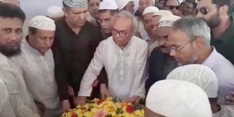 জোর করে ক্ষমতায় আছে, তাদের কাছ থেকে   ভাল কিছু আশা করা যায়না- রিজভী
