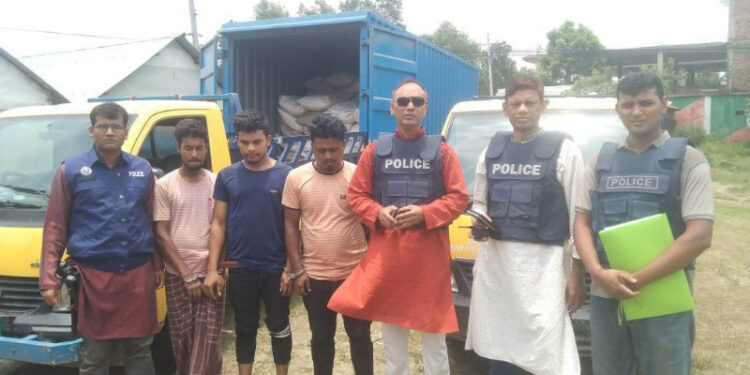 ব্রাহ্মণবাড়িয়ায় ১০ হাজার ৭৫০ কেজি ভারতীয় চিনি জব্দ