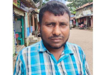 গ্রেনেড হামলায় আহত সিদ্দিক তালুকদার এখনো পায়ে স্প্রিন্ডার বহন করে বেড়াচ্ছেন