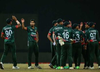 দুই সাকিবে ভর করে ভারতকে হারালো বাংলাদেশ