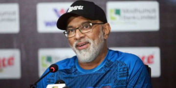 মুজিব-রশিদের মোকাবেলা   চ্যালেঞ্জিং’ হাথুরুসিংহে