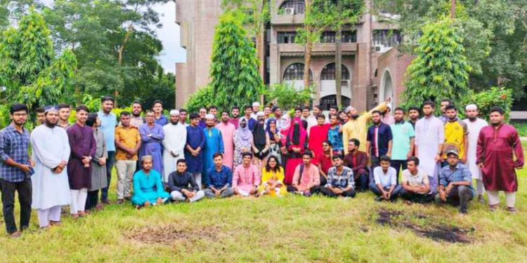 ইবিতে বৃহত্তর   কুমিল্লা ছাত্রকল্যাণ ফোরামের চড়ুইভাতি