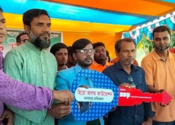 বগুড়ায় হিরো আলম অ্যাম্বুলেন্স সার্ভিস উদ্বোধন