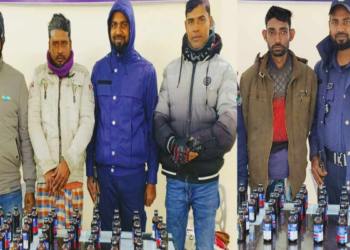 বেনাপোলে ফেনসিডিলসহ ২ মাদক ব্যবসায়ী গ্রেফতার