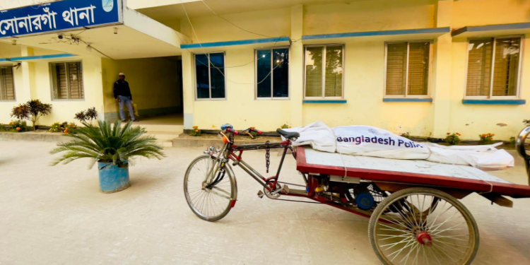 সোনারগাঁয়ে অটোরিকশা   ছিনতাই করতে চালককে শ্বাসরোধে হত্যা, মরদেহ উদ্ধার