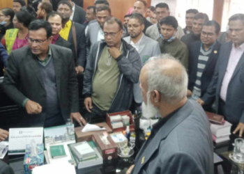 ইমাম নিয়োগকে কেন্দ্র করে উত্তপ্ত ইসলামী বিশ্ববিদ্যালয়