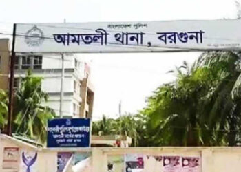 স্বামী দ্বিতীয় বিয়ে করায় পুরুষাঙ্গ কেটে বাথরুমে ফেললেন স্ত্রী
