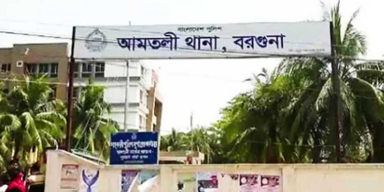 স্বামী দ্বিতীয় বিয়ে করায় পুরুষাঙ্গ কেটে বাথরুমে ফেললেন স্ত্রী