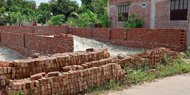 সোনারগাঁয়ে বেলজিয়াম প্রবাসীর জমি দখলের অভিযোগ