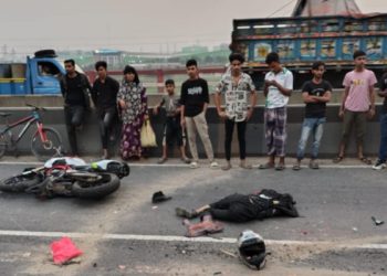 সোনারগাঁয়ে মালবাহী লরির ধাক্কায় ইউনিভার্সিটি শিক্ষার্থীর মৃত্যু