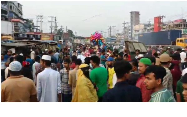 পাওনাদার টাকার জন্য মারধর করায় বিষপানে আত্মহত্যা, মরদেহ নিয়ে মহাসড়ক অবরোধ