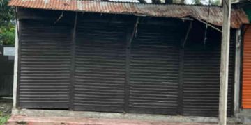 সোনারগাঁয়ে জমি সংক্রান্ত বিরোধে ব্যবসা প্রতিষ্ঠানে তালা দিয়ে বন্ধ করে দেওয়ার অভিযোগ