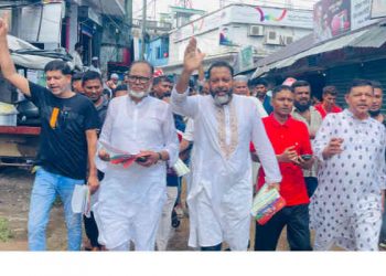 সোনারগাঁয়ে ৩১ দফা বাস্তবায়নে বিএনপির প্রচারপত্র বিলি