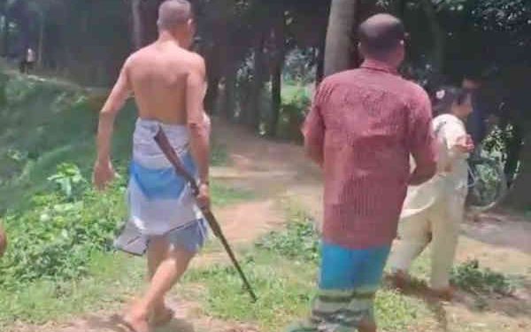 সোনারগাঁয়ে চাদাঁ না পেয়ে গুলি করে প্রবাসীকে হত্যার হুমকি বিএনপি নেতার