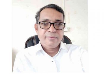 নারায়ণগঞ্জের ডিসির বাংলোর সামনে ছিনতাইকারীর কবলে সাংবাদিক রিপন