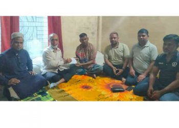 সোনারগাঁয়ে অসুস্থ স্বেচ্ছাসেবকদল নেতার চিকিৎসার দায়িত্ব নিলেন আল মুজাহিদ মল্লিক