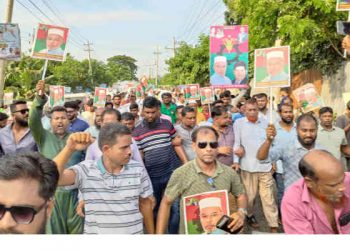 সোনারগাঁয়ে বিএনপির প্রচারপত্র বিলি অনুষ্ঠানে নেতাকর্মীদের ঢল