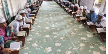 রূপগঞ্জে জেলা বিএনপির সাবেক সহ-সভাপতি হাসান আলীর সুস্থতা কামনায় কোরআন খতম  ‎